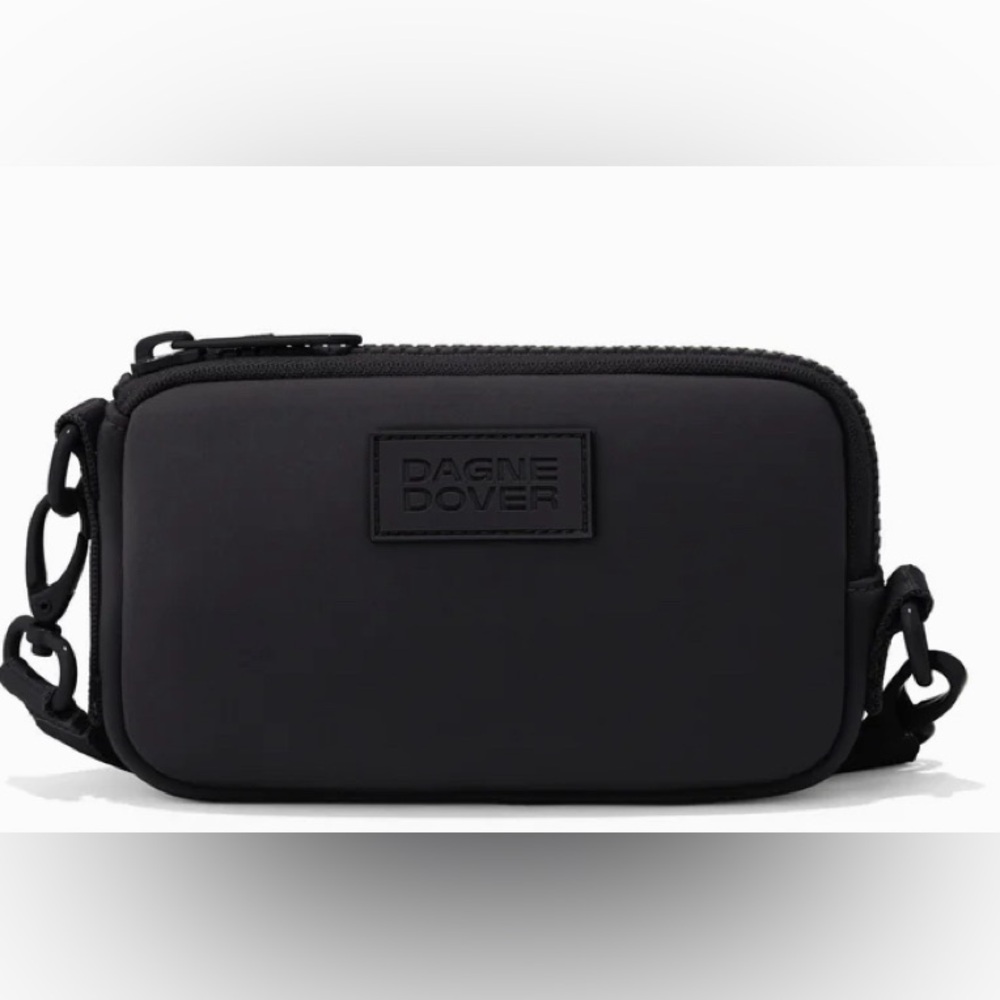 Dagne Dover Mara phone sling
